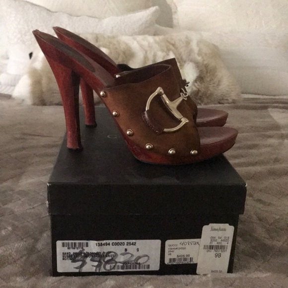 Gucci Shoes - Gucci Pelle S Gonna Suede Antigua [Authentic]